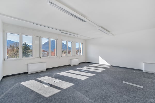 FUNZIONALE LOCALE AD USO UFFICIO - PALESTRA -STUDIO MEDICO 1