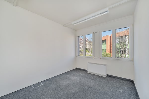 FUNZIONALE LOCALE AD USO UFFICIO - PALESTRA -STUDIO MEDICO 5