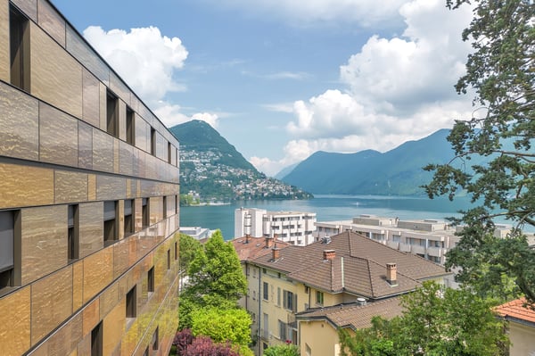 APPARTAMENTO DI PRESTIGIO CON COMFORT ESCLUSIVI IN POSIZIONE CENTRALE 1