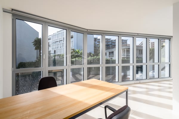 UFFICIO VICINO ALLA STAZIONE CENTRALE 9