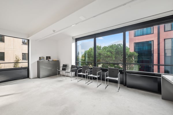 UFFICIO DI RAPPRESENTANZA IN CENTRO LUGANO 2