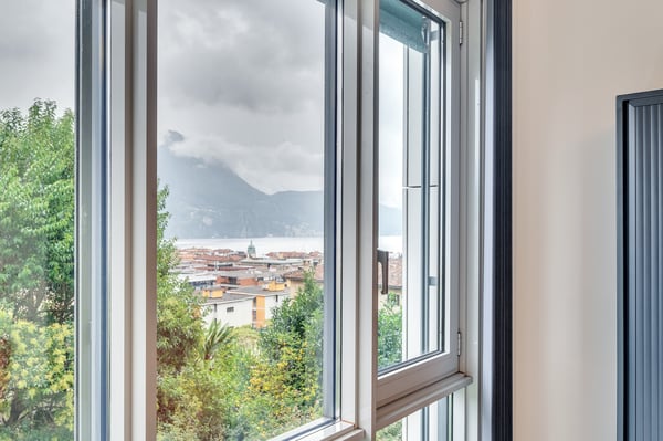 SPAZIOSO UFFICIO VICINO ALLA STAZIONE 4