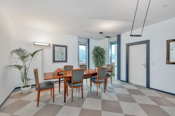 SPAZIOSO UFFICIO VICINO ALLA STAZIONE 3