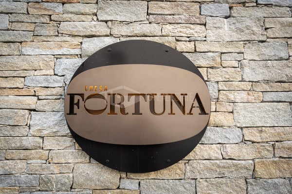 EXCLUSIVE APARTMENT IN CHESA FORTUNA, ST. MORITZ 13