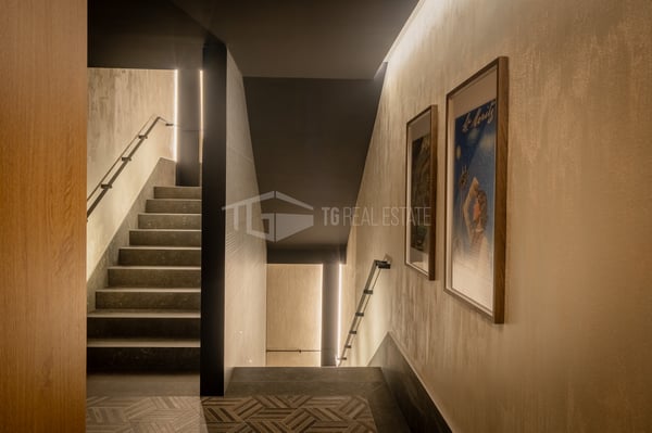 EXCLUSIVE APARTMENT IN CHESA FORTUNA, ST. MORITZ 5
