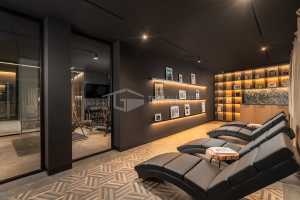 EXCLUSIVE APARTMENT IN CHESA FORTUNA, ST. MORITZ 6