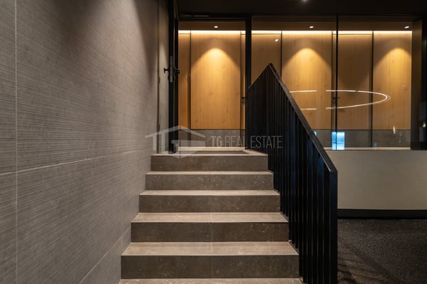 EXCLUSIVE APARTMENT IN CHESA FORTUNA, ST. MORITZ 10