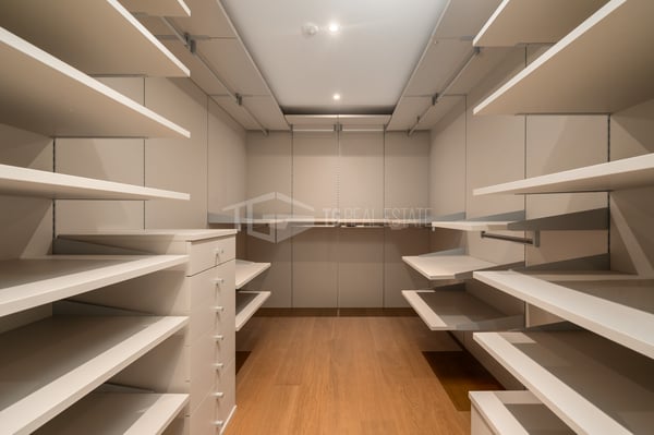 PIACEVOLE APPARTAMENTO DI 1.5 LOCALI CON GIARDINO PRIVATO 5