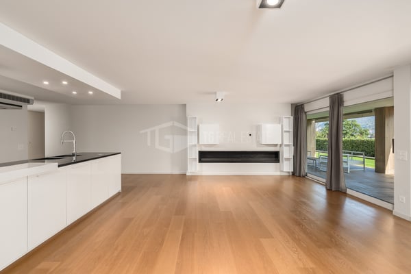 PIACEVOLE APPARTAMENTO DI 1.5 LOCALI CON GIARDINO PRIVATO 3