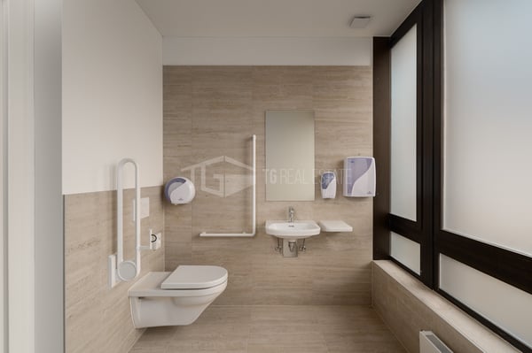 MODERNO UFFICIO DI 2 LOCALI A MOLINO NUOVO 9