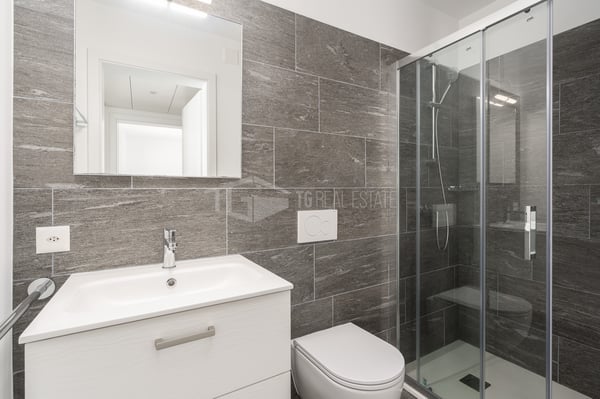 INCANTEVOLE VILLA DI TESTA DI 1.5 LOCALI CON GIARDINO 8