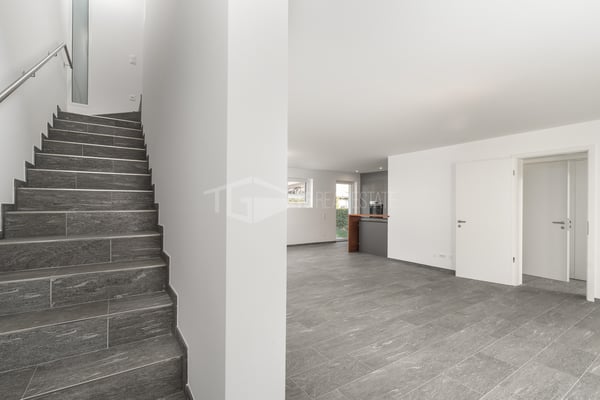 INCANTEVOLE VILLA DI TESTA DI 1.5 LOCALI CON GIARDINO 6