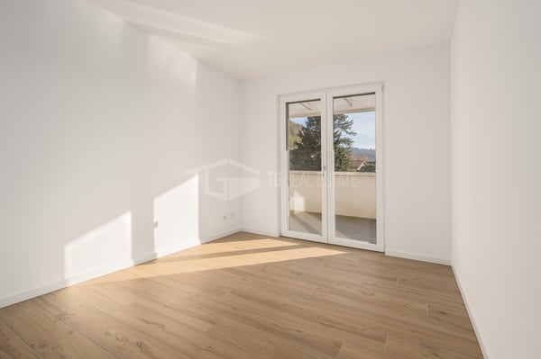 INCANTEVOLE VILLA DI TESTA DI 1.5 LOCALI CON GIARDINO 10