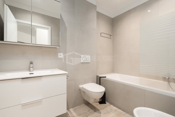 MODERNO APPARTAMENTO DI 1.5 LOCALI VICINO AL PARCO CIANI 6