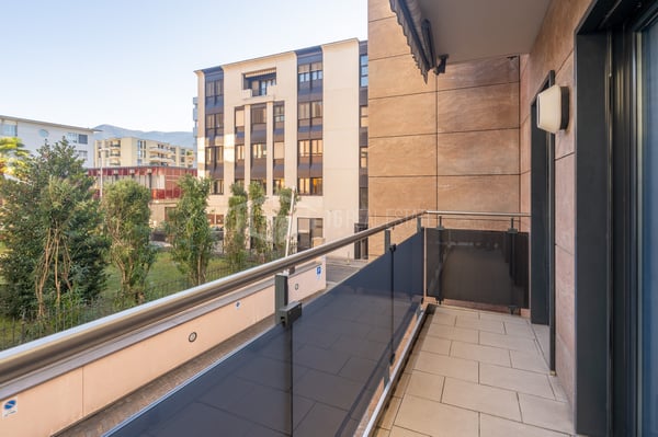 MODERNO APPARTAMENTO DI 1.5 LOCALI VICINO AL PARCO CIANI 4