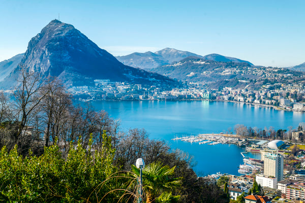 Nuovo spazioso appartamento 4,5 con vista lago e giardino 9