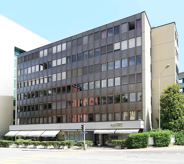 AFFITTASI UFFICIO RINNOVATO A PARADISO 120 MQ 6