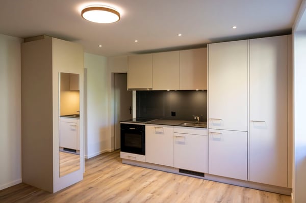 Erstbezug Charmante 2-Zimmer-Wohnung teilmöbliert mit Gartensitzplatz und schönem Innenhof 2