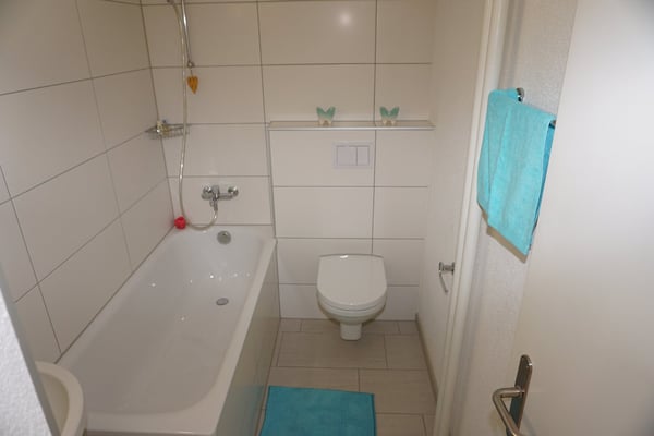 An Zentraler Lage moderne Wohnung mit Waschmaschine/Tumbler 3