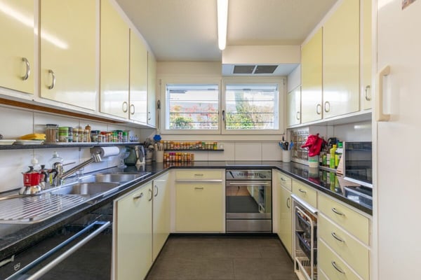 Wohnhaus mit Potential und Seesicht 4