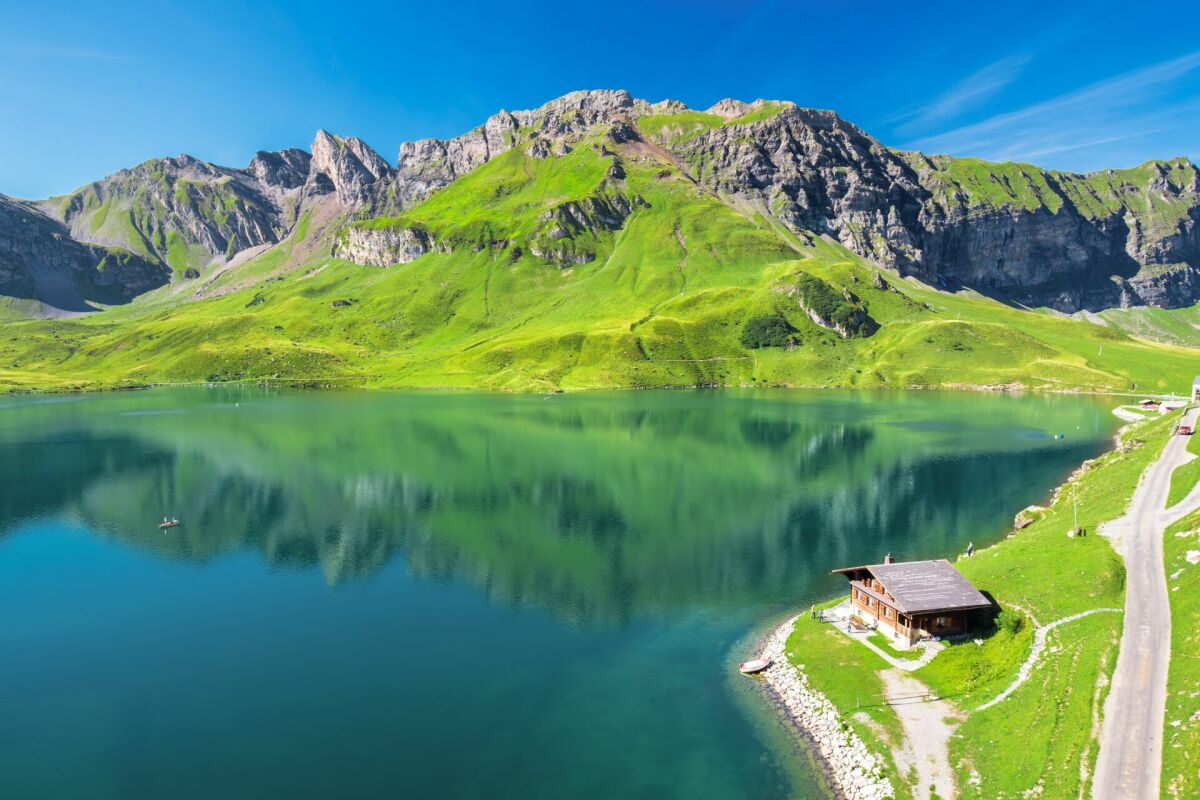 Melchtal - Attic Apartment in the Heart of the Swiss Mountains