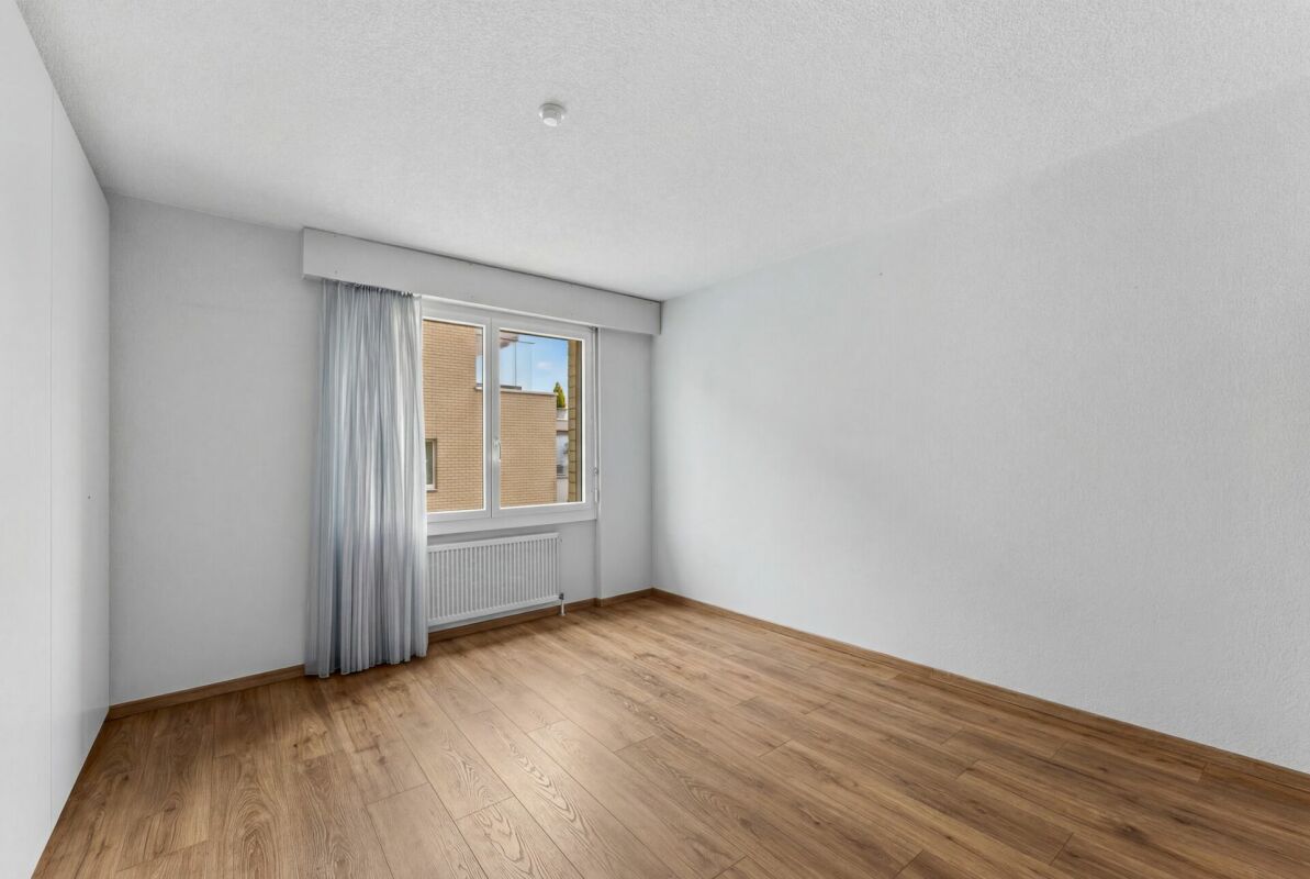 Frisch renovierte 3.5-Zimmer-Wohnung mit schöner Terrasse und traumhafter Aussicht in Kriens
