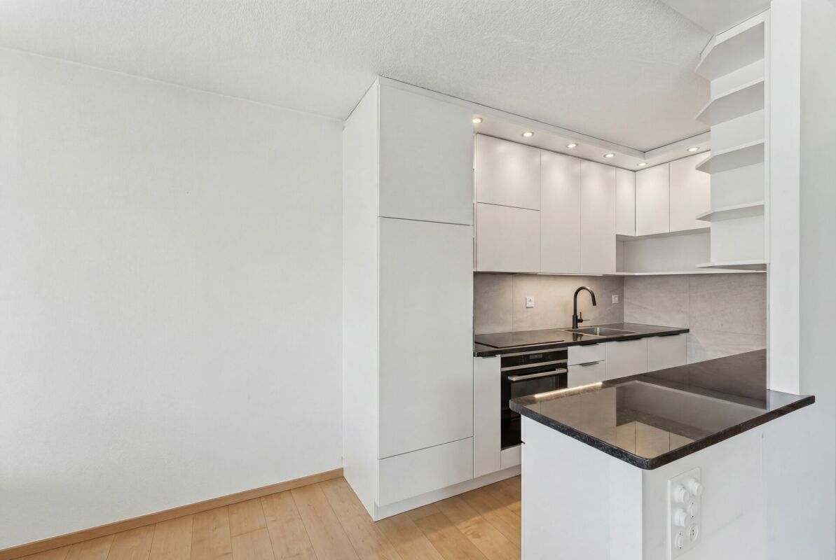 Frisch renovierte 3.5-Zimmer-Wohnung mit schöner Terrasse und traumhafter Aussicht in Kriens