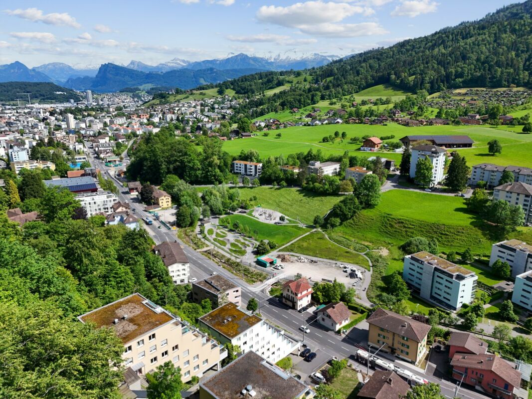 Frisch renovierte 3.5-Zimmer-Wohnung mit schöner Terrasse und traumhafter Aussicht in Kriens