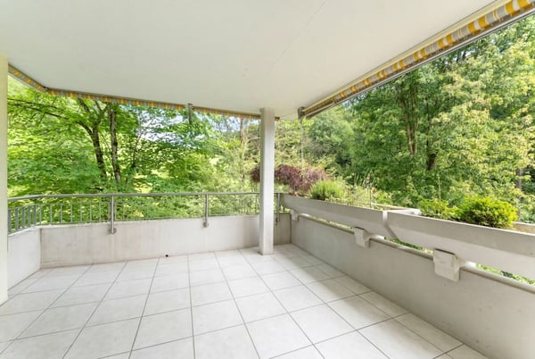 Wohnen im Grünen mit Pilatusblick: Helle 5.5-Zimmer-Wohnung mit zwei Balkonen 4