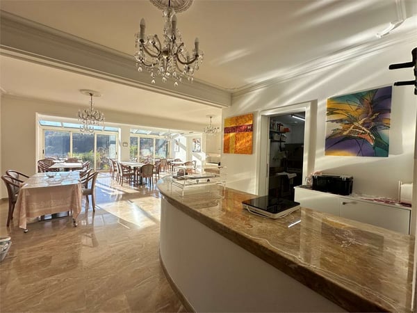 MALCANTONE - Villa trasformata in Hotel Garni 7