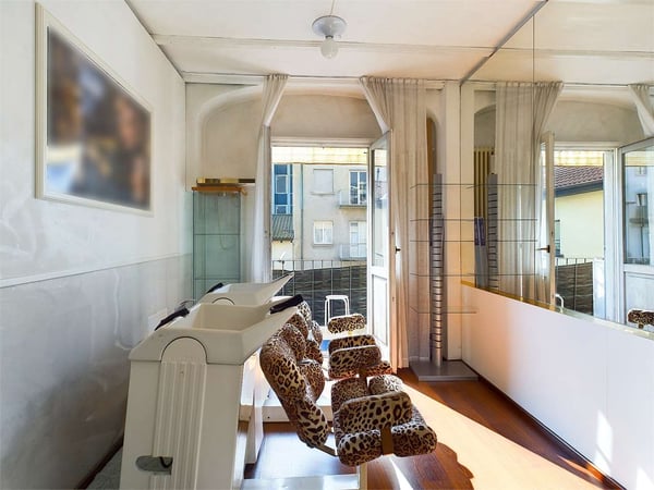 Edificio ad alta redditività in vendita a Chiasso 4