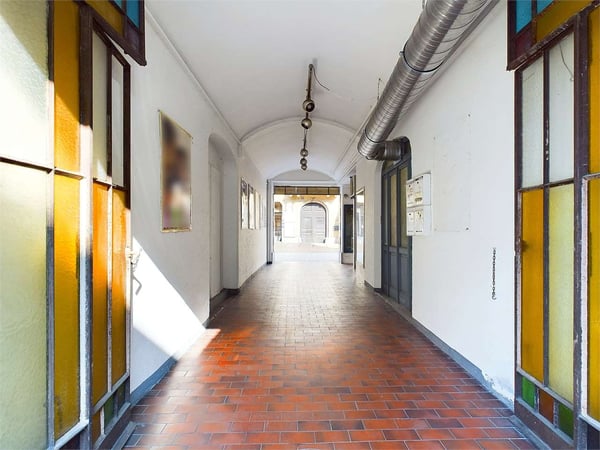 Edificio ad alta redditività in vendita a Chiasso 11