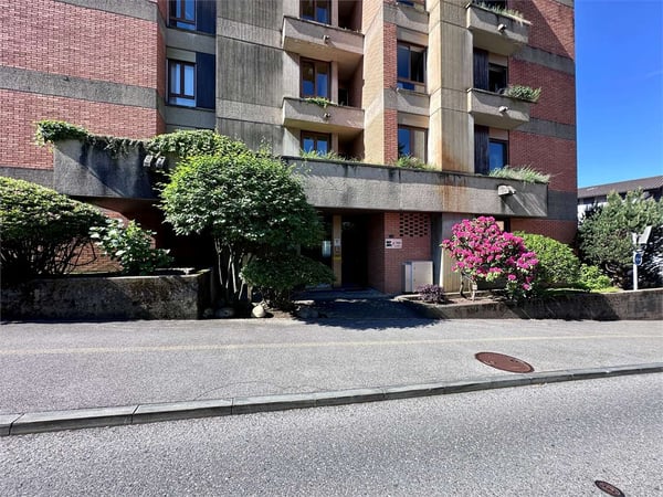 Pregssona STUDIO/SPAZIO COMMERCIALE 280 mq 1