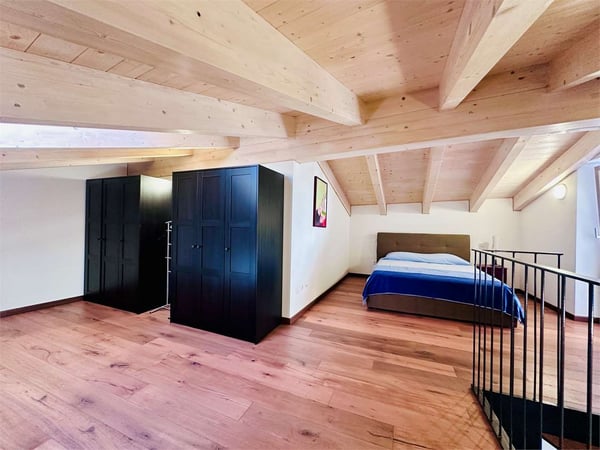 Riva S. Vitale ...à deux pas du lac, nous vendons un duplex moderne de 3.5 pièces 11