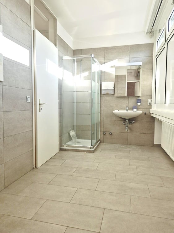 Ufficio 5.0 locali in Posizione Strategica 8