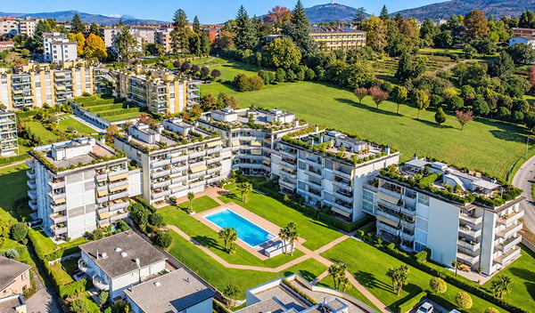 3,5 locali con grande terrazza, piscina, palestra e area wellness 11