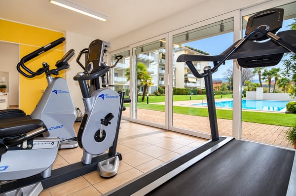 3,5 locali con grande terrazza, piscina, palestra e area wellness 8
