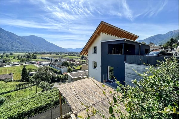Rent to Buy -nuova casa unifamiliare panoramica con giardino. 3