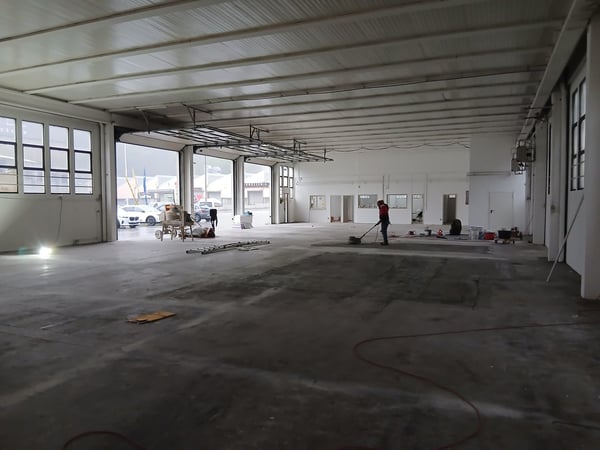Locale commerciale e magazzino in affitto a Grancia 3