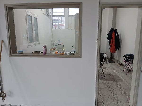 Locale commerciale e magazzino in affitto a Grancia 10