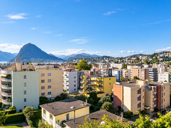 3, locali con grande terrazza, piscina, palestra e area wellness 19