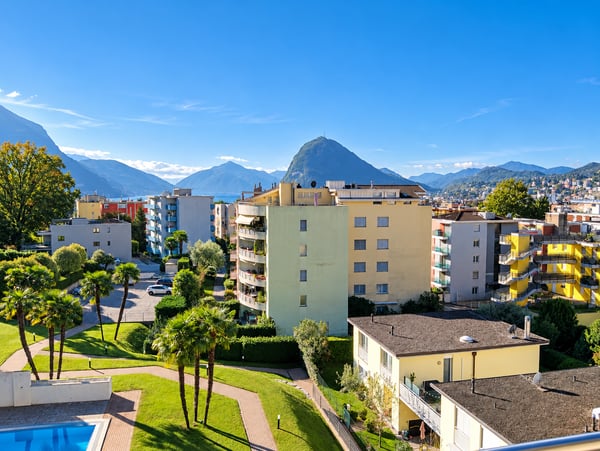 3, locali con grande terrazza, piscina, palestra e area wellness 16