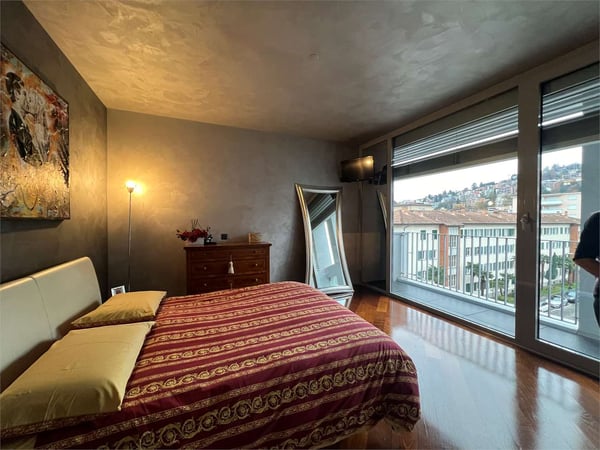 2556_Lugano, moderno attico 5.5 locali 7