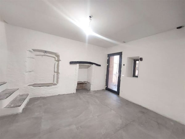 Riva San Vitale, casa indipendente  al centro 2575 4
