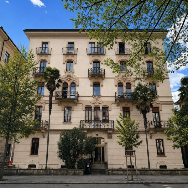 Eleganti appartamenti 4.5 locali di nuova ristrutturazione a Lugano 1