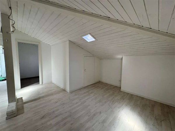 Rif. 2681 Sottotetto in affitto - uso deposito / magazzino 4