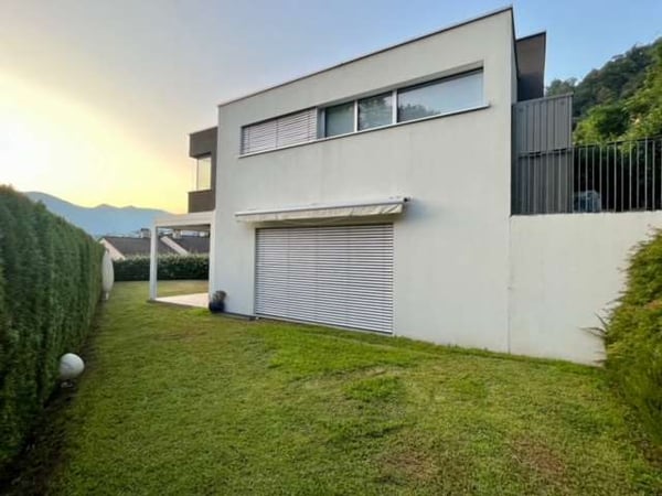 2545_Pregassona, moderna casa bifamiliare 5.5 loc. 12