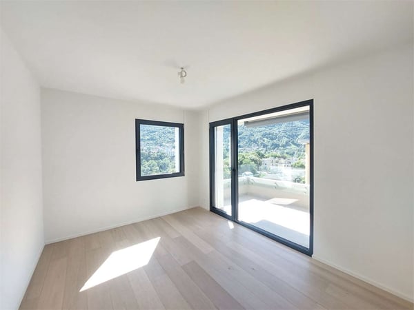 2692_Canobbio, 4.5 locali ristrutturato con giardino privato 4