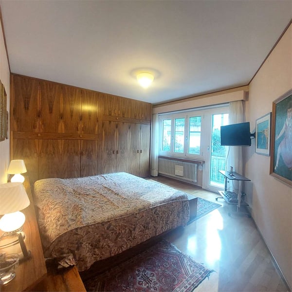 Montagnola, villa signorile 7.5 locali con terreno edificabile 5