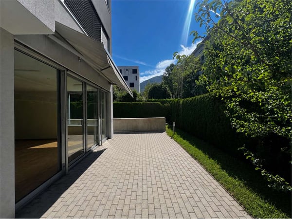Rif. 2703 Lugano in affitto ampio 2.5 locali con giardino privato 3